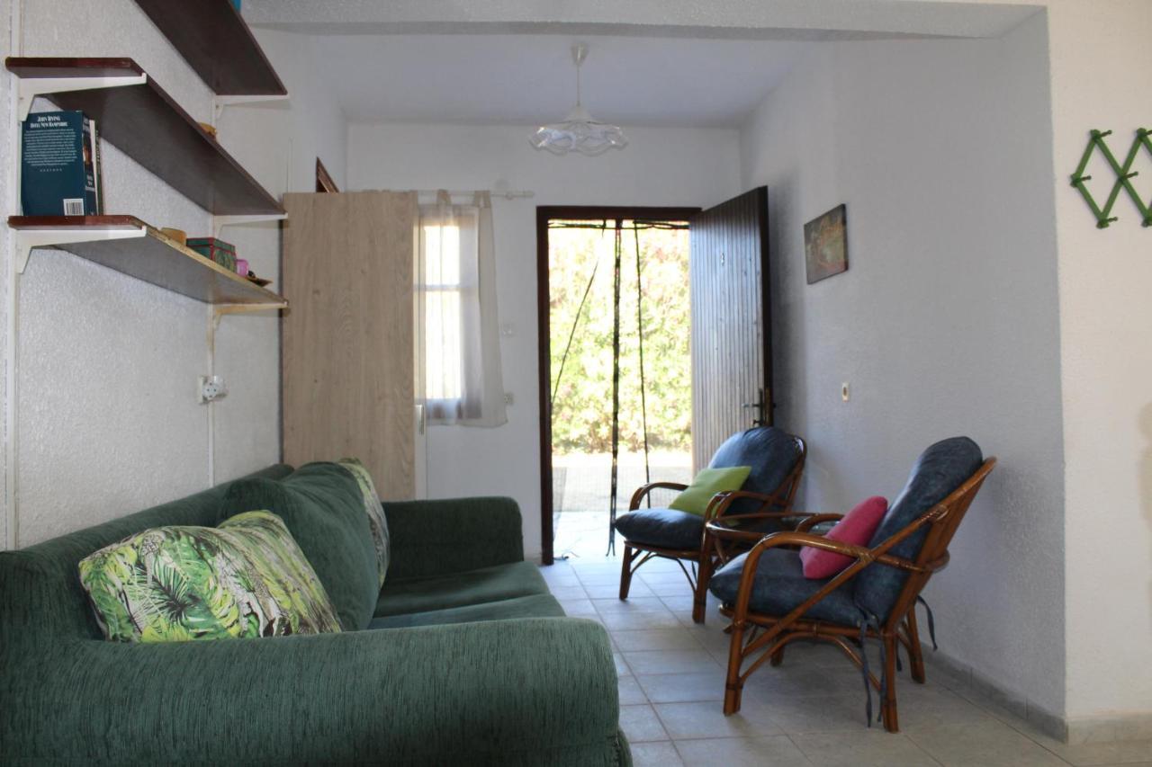 Anastazia'S Seaside Apartments Roda  Exterior photo